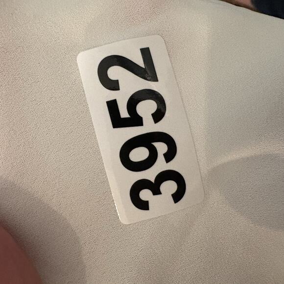 Talbots Blouse Women Large L Cream Lace Front Ruffle Trim Career Feminine Office - Picture 12 of 13